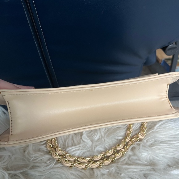 Anne Klein Yellow Summer Bag - Picture 5 of 6